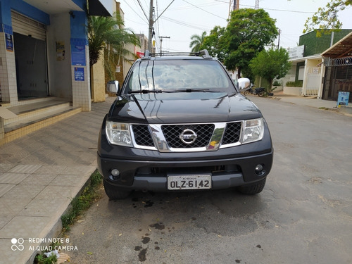 Nissan Frontier 2013 2.5 Le Cab. Dupla 4x4 Aut. 4p