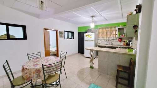 Imagen 4 de 8 de As En Venta Casa En Calle Del Medio, Palo Gordo As