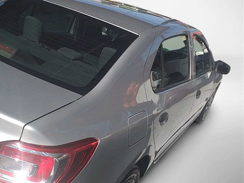 Imagem 6 de 6 de Renault Logan Expression Avantage 1.0 12v Flex