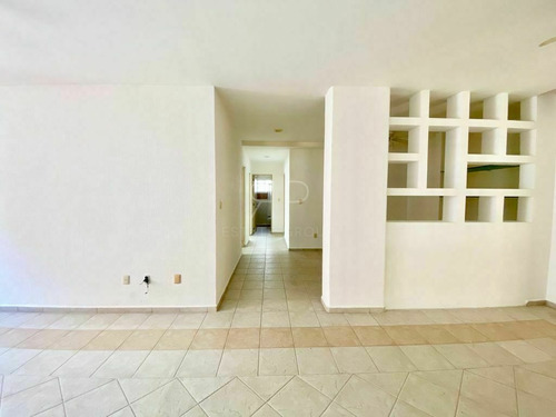 Excelente Departamento En Venta En Cancún, Ubicado En Palma