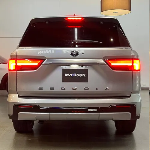 Toyota Sequoia 3.5 V6 Capstone