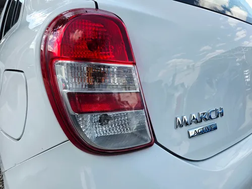 Nissan March 1.6 Active Aire Ac Mt