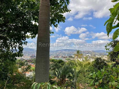 Espectacular Casa En Venta, Ubicada En Calle Cerrada Altamira Mls #23-28792