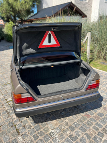 Mercedes-Benz 300 3.0 D