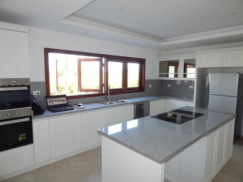 Imagen 4 de 14 de Villa En Venta En Punta Cana, 5hab, Vista Al Campo De Golf