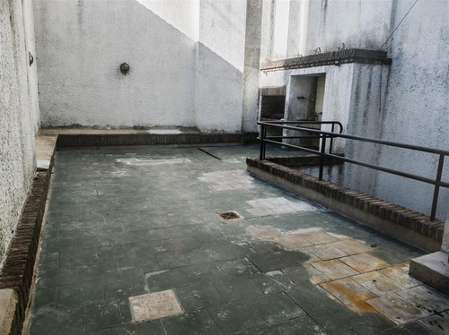 Imagen 6 de 22 de Alquiler O Venta - Edificio Comercial En Block De 5 Plantas - Microcentro