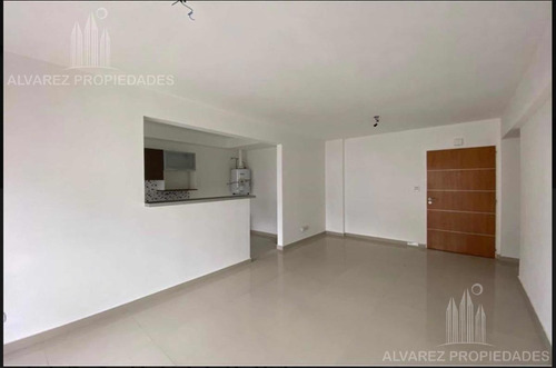 Imagen 4 de 13 de Departamento - Castelar