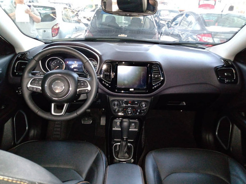 Imagem 8 de 10 de Jeep Compass 2.0 16v Flex Limited Automático