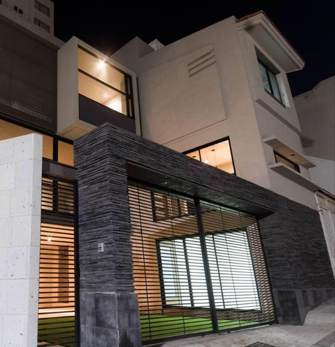 Preciosa Residencia En Milenio Iii, Luxury, 3 Recamaras, Una