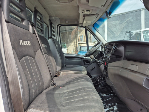 Iveco 35s14 2018 Ar Condicionado Único Dono