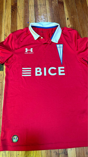 Camiseta Universidad Católica Roja Talla M