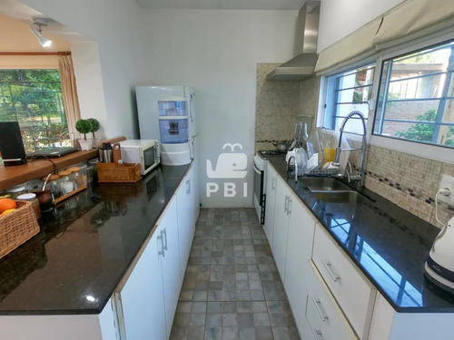 Casa 3 Dormitorios En Club Del Lago, Punta Ballena - Ref : Pbi2327
