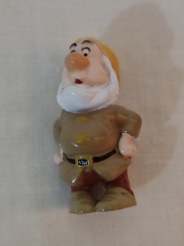 Lote 6 Figuritas De Blancanieves Y Los 7 Enanos De Disney. (Usado)
