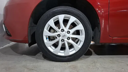 Nissan Sentra 1.8 Advance
