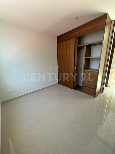 Imagen 9 de 18 de Se Vende Residencia El En Colli Urbano
