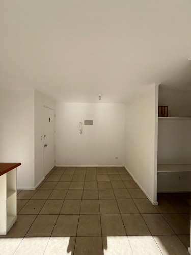 Arriendo Excelente Departamento En La Cisterna