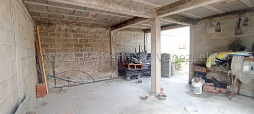 Imagen 12 de 30 de Casa En Venta El Ujano, Zona Este Barquisimeto, 242 Metros2, Construcción Nueva,facil Acceso A Zona Comercial. Contacto 0424-5620928 Flex 22-9075 Z29