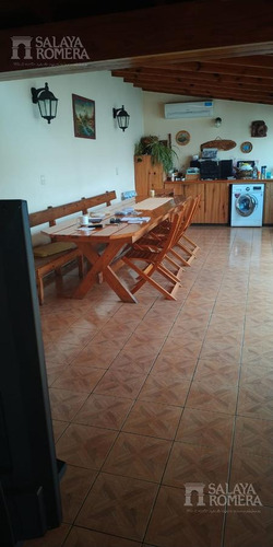 Imagen 4 de 20 de Casa En Lote Propio Con Galpon Al Fondo - En Venta En Munro -