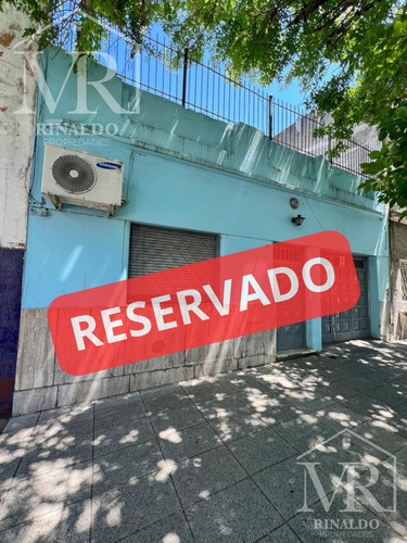 Oportunidad Casa - 4 Ambientes - Con Garage - Flores - Venta