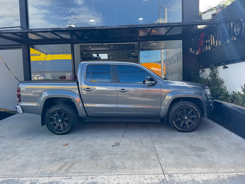 Volkswagen Amarok 3.0 Highline Cab. Dupla V6 4x4 Aut. 4p