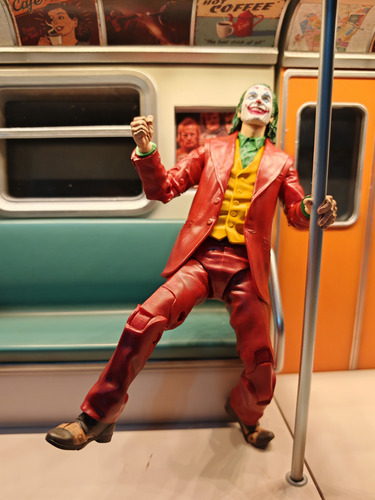 Dc Multiverse Joker Joaquin Phoenix Franklin Murray No Diora (Usado)