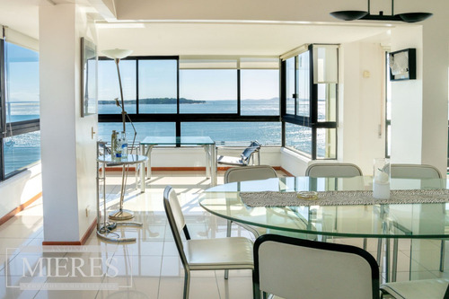 Venta Apartamento 4 Dormitorios- Playa Mansa (ref: Atm-7511)