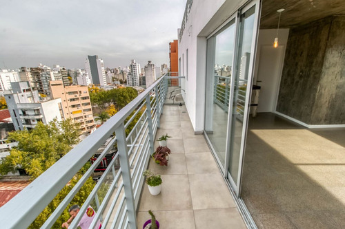 Oficina Venta, La Plata. Balcón, Terraza Y Privada
