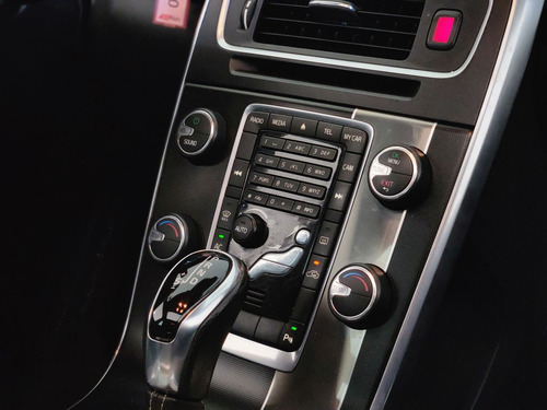 Volvo V60 V60 T-5 R-DESIGN 2.0 5p