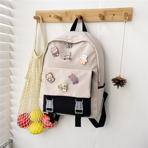 Mochila Escolar Importada Pines Dibujito Combinada Bolsillos Negro