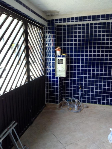 Imagem 5 de 15 de Sobrado Para Venda Em São Vicente, Vila Jockei Clube, 3 Dormitórios, 1 Suíte, 2 Banheiros, 1 Vaga - 706_1-2341394