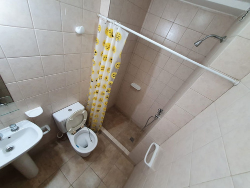 Imagen 9 de 17 de Departamento En Alquiler Reconquista