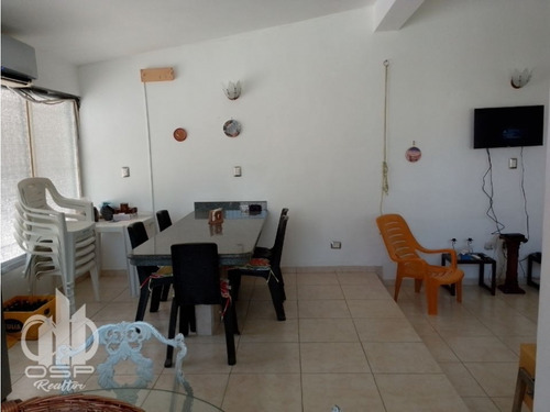 En Venta Casa Con Piscina En Higuerote + Anexo (pe)
