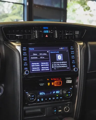 Toyota Fortuner Srv 2022