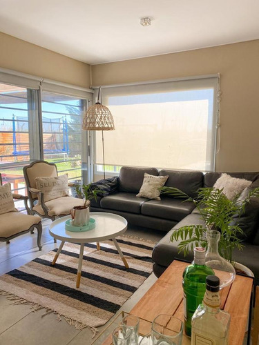 Tigre - Casas De Santa Maria U$s 179.000 - 4dorm - Pileta