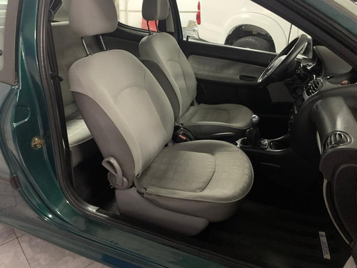 Peugeot 206 Xr Premium 3p 2005 C/gnc