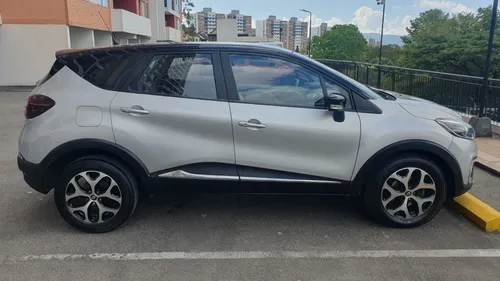 Renault Captur 2.0 Intens Automática