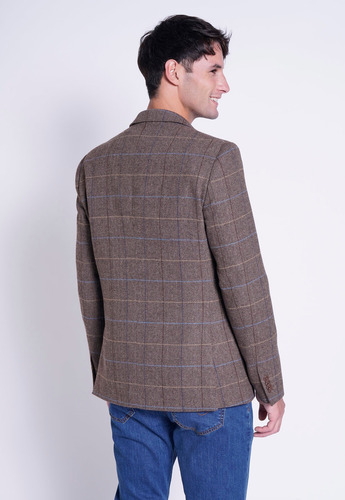 Imagen 2 de 4 de Blazer Hombre Abrito Marrón Fw 2023 New Man