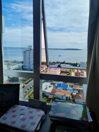 Imagen 19 de 23 de Alquiler Temporario Apartamento 3 Dormitorios En Playa Mansa, Punta Del Este.