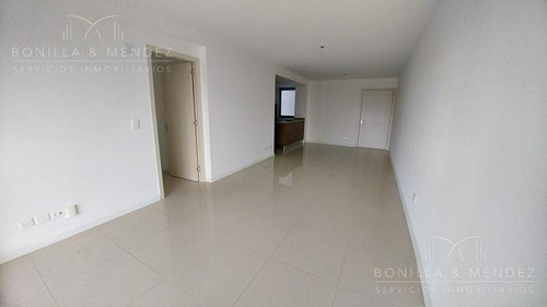 Departamento - Roosevelt, 3 Dormitorios, 2 Baños, A Estrenar!!