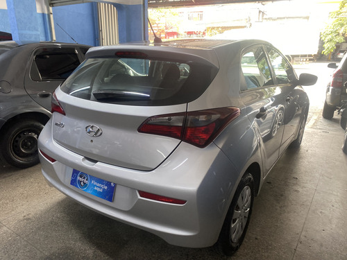 Hyundai HB20 1.0 Unique Flex 5p