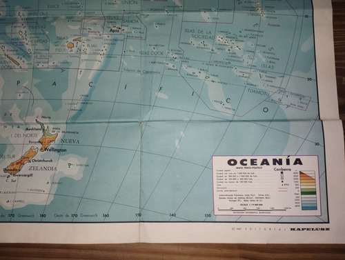 Mapa Físico-político Oceanía (96,5 X 73,1 Cm). Kapelusz 1967 (Usado)