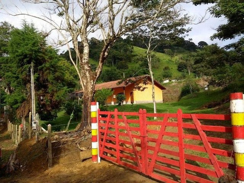 Imagem 25 de 30 de Chácara Com 3 Dormitórios À Venda, 2675 M² Por R$ 450.000,00 - Boa Vista - Igaratá/sp - Ch0011