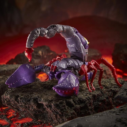 Transformers War For Cybertron Kingdom Voyager Skorpokon