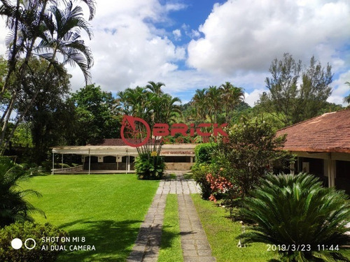 Imagem 2 de 30 de Maravilhoso Sítio Cercado Por Belezas Naturais Com 7 Quartos Sendo 3 Suítes + Dependência Em Guapimirim - St00158 - 67646012