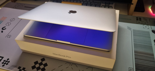 Macbook Pro 13 Chip M2 2022 (Usado)