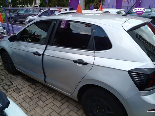 Volkswagen Polo Track 1.0 Flex 12V 5p