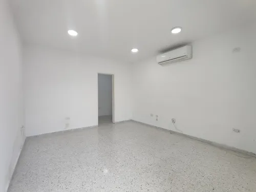 Local En Arriendo En Lleras Restrepo. Cod A16086