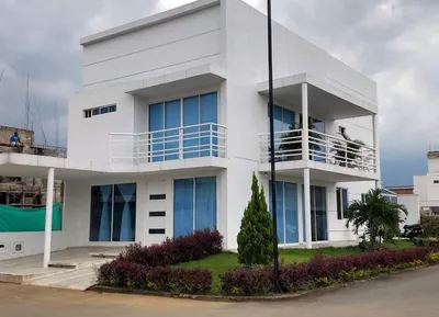 Lote y casalote en venta