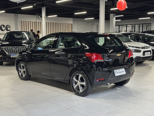 Chevrolet Onix 1.4 MPFI LTZ 8V FLEX 4P MANUAL