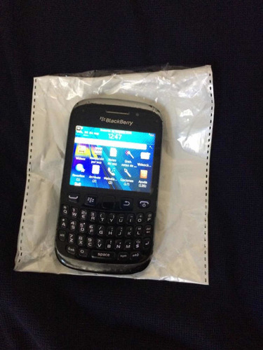 Blackberry 9320